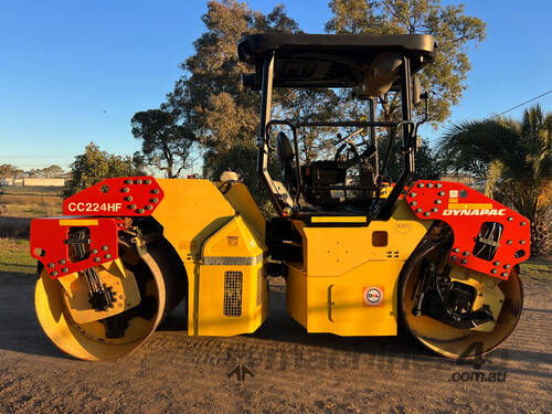 Dynapac CC224 Vibrating Roller Roller/Compacting