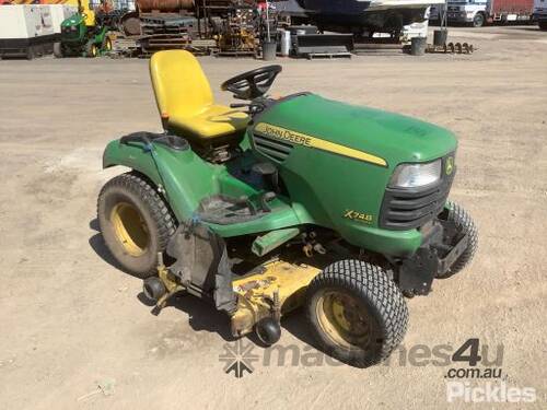 2007 John Deere X748 Ultimate Ride On Mower (Underbelly)