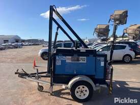 True Blue Lighting Tower Trailer - picture2' - Click to enlarge