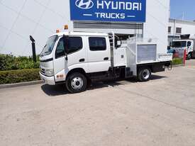 HINO DUTRO - picture0' - Click to enlarge