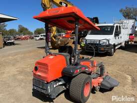 Kubota ZG332 Zero Turn Ride On Mower - picture2' - Click to enlarge