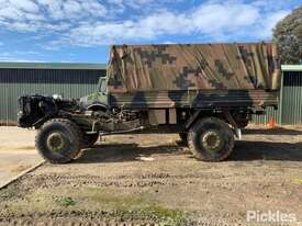 Mercedes Benz Unimog UL1700L Dropside 4x4 Cargo Truck - picture2' - Click to enlarge