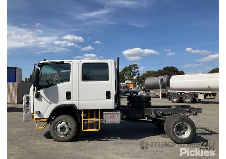 Used 2008 Isuzu 2008 Isuzu NPS Cab Chassis Crew Cab Dual Cab Trucks in ...