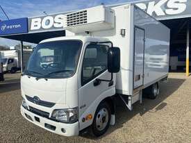 2018 Hino 300 SERIES 616 White Refrigerated Truck 4.0L 4x2 - picture1' - Click to enlarge