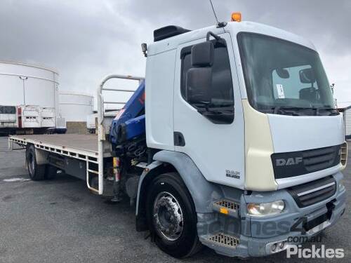 2009 DAF LF 55 280 Flatbed Crane Truck