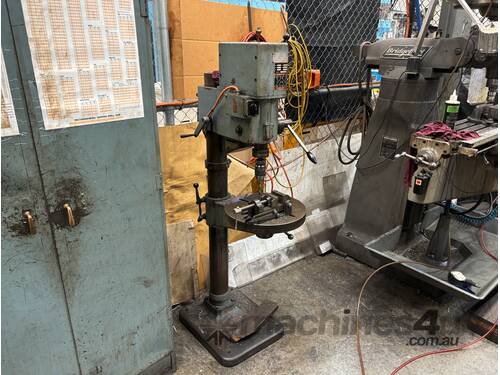 Servian CS 30/3 Drill Press