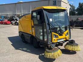 Johnson CN201 Sweeper - picture0' - Click to enlarge