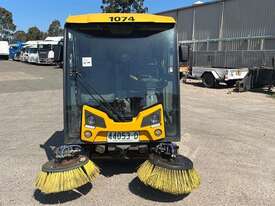 Johnson CN201 Sweeper - picture0' - Click to enlarge