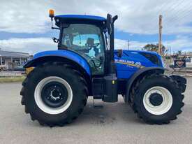 2023 New Holland T7.210 - picture1' - Click to enlarge