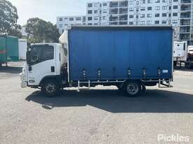 2016 Isuzu NPR 45-190 Curtainsider - picture2' - Click to enlarge