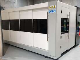 Oree Fiber Laser 3m x 1.5m Exchange Table with Rotary Axis 6.5m 3KW IPG - picture1' - Click to enlarge