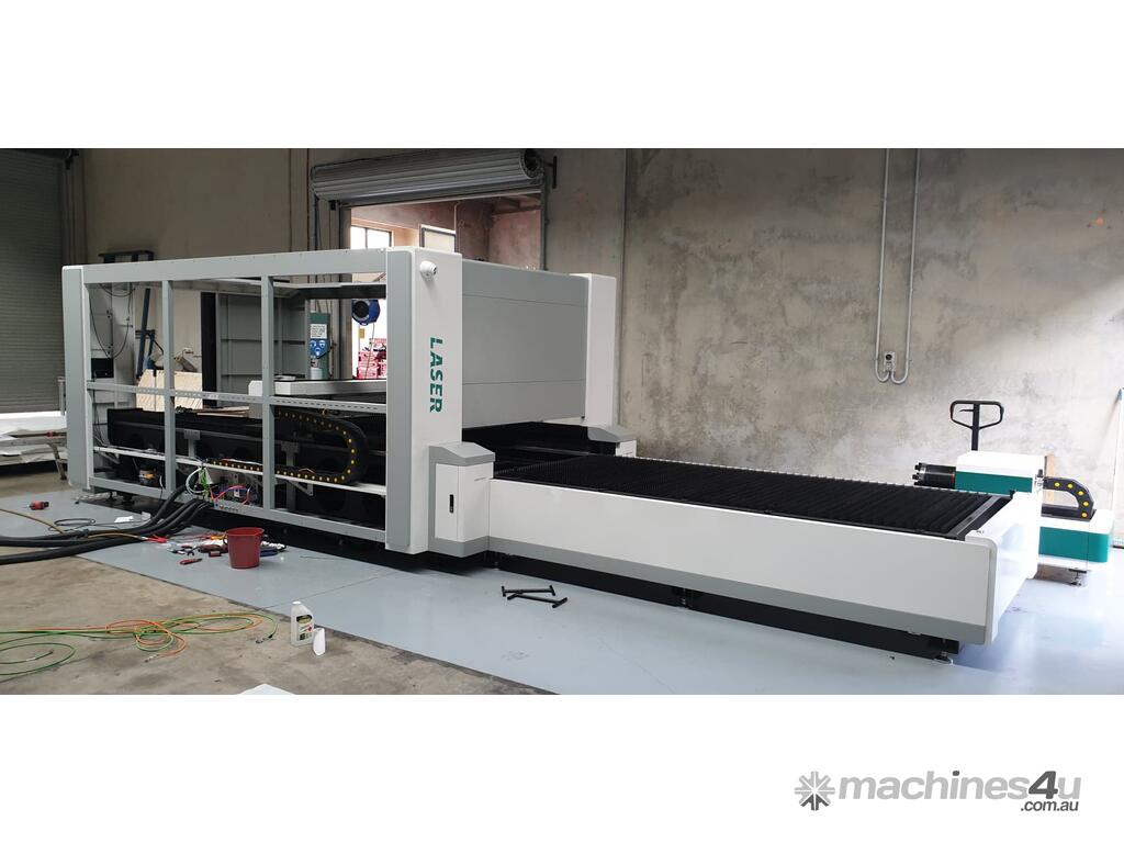 Used 2020 Oree Oree Fiber Laser 3m x 1 5m Exchange Table with Rotary