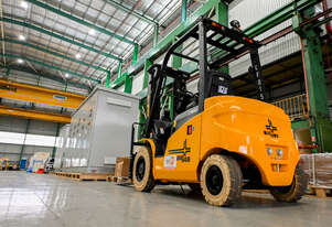 NEW 2026 Big Joe LPE50 Lithium Forklift 2.5T | 4.8m | Side Shift | $26,026 + GST