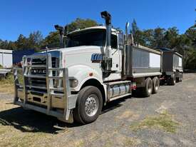 2009 Mack CMHR Trident Tipper & Dog Tri Axle Combination - picture1' - Click to enlarge