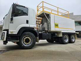 Isuzu 6x4 Water Truck 15000 litres - picture0' - Click to enlarge
