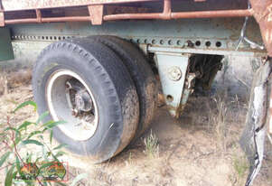 (7418) 34? Single axle hay trailer with Dolly (Maryborough, VIC)