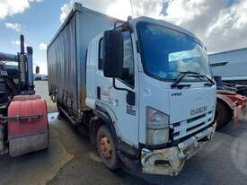 Isuzu FRR600 - picture0' - Click to enlarge