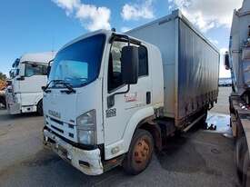 Isuzu FRR600 - picture1' - Click to enlarge