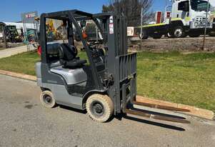 Forklift Nissan 1.8 Tonne Gas 4193 hours 2012