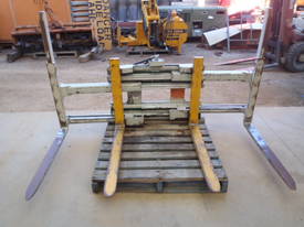 Fork Lift Twin Pallet Handler Cascade - picture0' - Click to enlarge