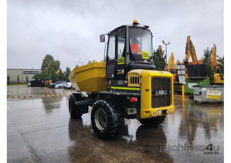 2017 WACKER NEUSON DW90 9T ARTICULATED SITE DUMPER WITH A/C CAB, SWIVEL SKIP AND 2550 HOURS