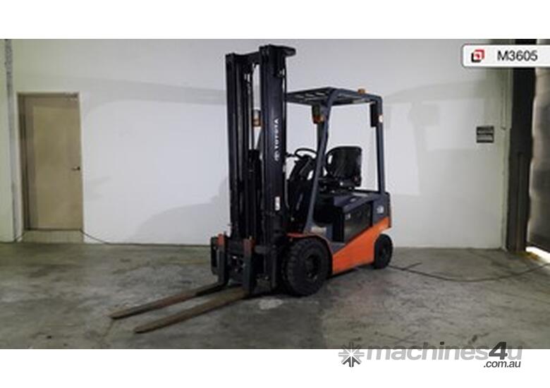 Toyota 7FB20 4 Wheel Electric Container Mast - Hire