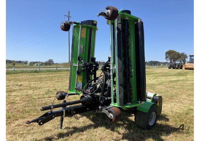 caption 2021 Peruzzo Triflex 5000 Folding Wing Mower