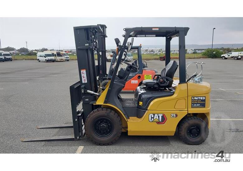 caption Caterpillar GP25NT
