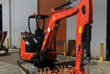   Kubota 3 Ton excavator with bucket pack - KX033-4HGLA