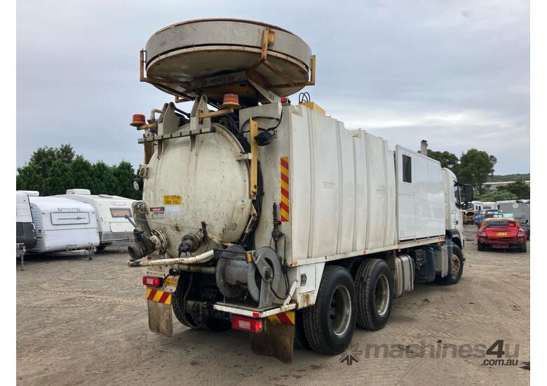 caption 2012 Volvo FM Series Vacuum Truck