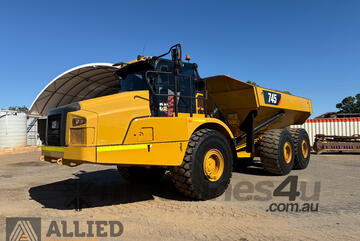 2018 Caterpillar 745 Articulated Dump Truck