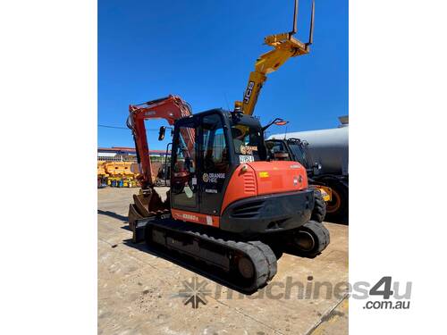 caption 2017 Kubota KX080