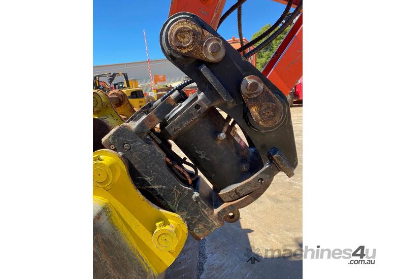 caption 2017 Kubota KX080
