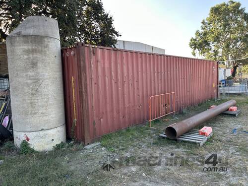 caption 40 Foot High Cube Shipping Container