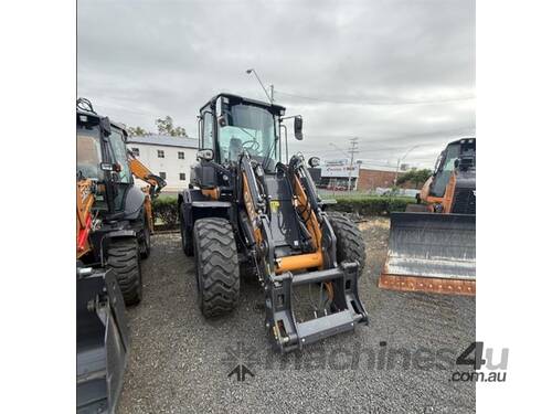 caption 2023 CASE 521G - XT Wheel Loader