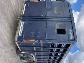 2015 Delta Dual Axle Horse Float - picture2' - Click to enlarge