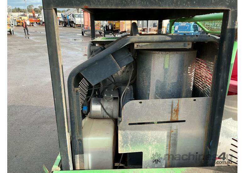 caption Custom Pressure Washer (Trailer Mounted)