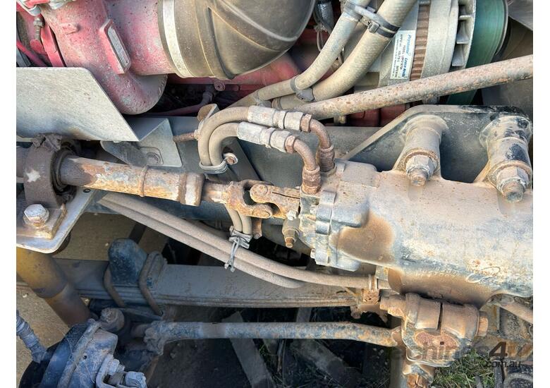 caption 2013 Kenworth T403 6x4 Prime Mover