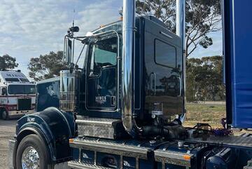 Kenworth T909 Day Cab  