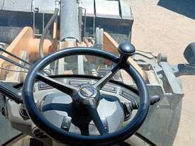 2021 Case 721G - picture2' - Click to enlarge