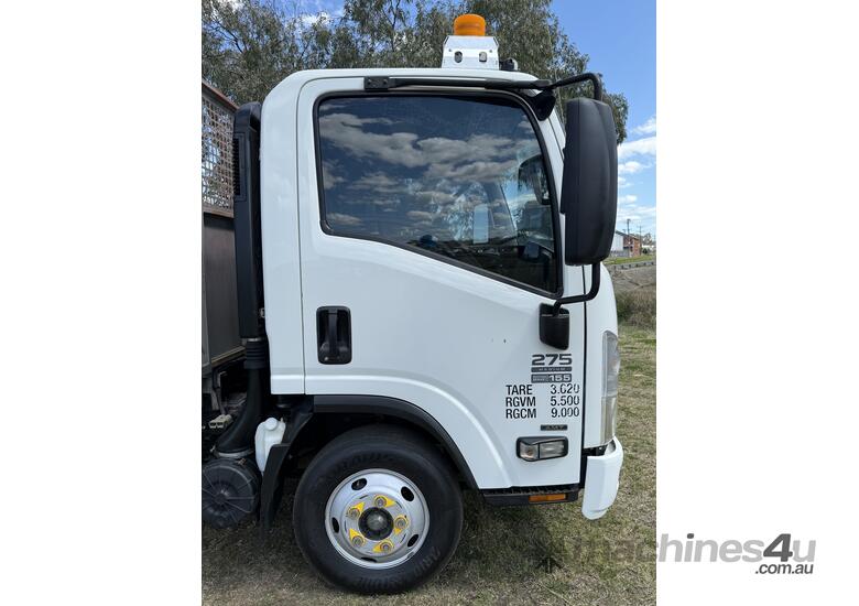 Isuzu NPR275 Short 4x2 Single Cab Automatic Service Body Truck. Ex Govt. 