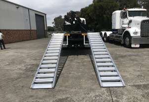 3.9m - 14Tonne Heavy Duty Rubber Track, Rubber Tyre Machinery Loading Ramps