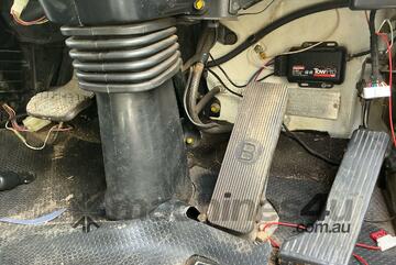 Isuzu 1996   FTS Service Body