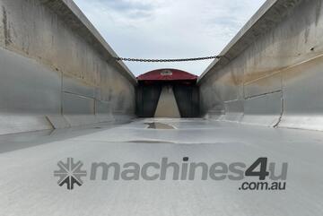 2008 HXW ST3 Tri Axle Tipper