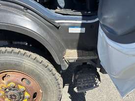 2008 Hino GT Chipper Tipper - picture0' - Click to enlarge