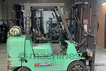 Mitsubishi   4T Forklift