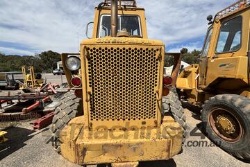 1982 Caterpillar 920 Loader (Council asset) *Located Wedderburn, VIC*