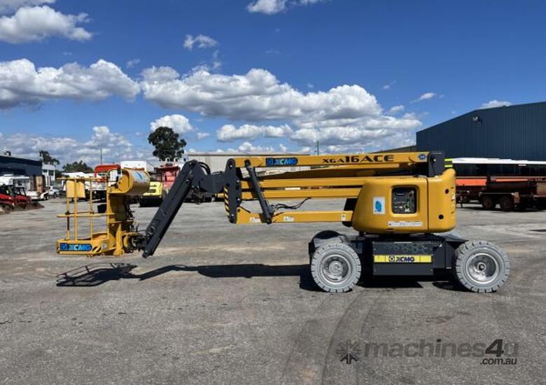 New 45ft Electric Knuckle Boom Lift - Aged Stock Special up to 40 discount off advertised prices image 3