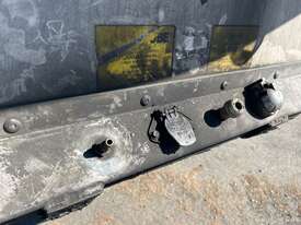 2004 Maxitrans ST3 Tri Axle Refrigerated Pantech Trailer - picture1' - Click to enlarge