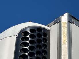 2004 Maxitrans ST3 Tri Axle Refrigerated Pantech Trailer - picture2' - Click to enlarge